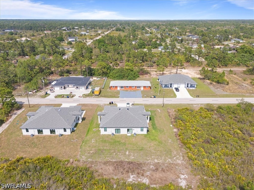 6 Bed Waterfront Home for Sale in Lehigh Acres, photo 3