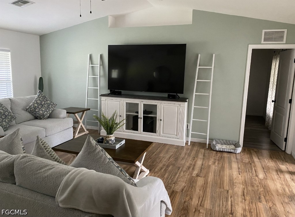 3 Bed Pool Home for Sale in Lehigh Acres, photo 3