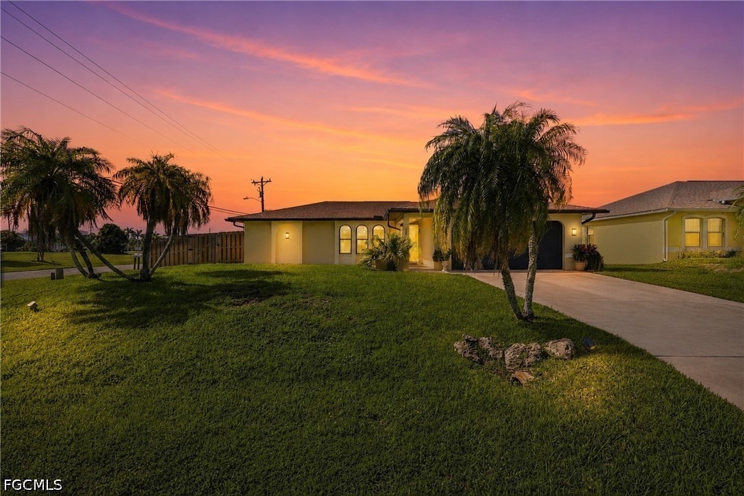 3 Bed SingleFamilyResidence for Sale in Cape Coral, photo 3