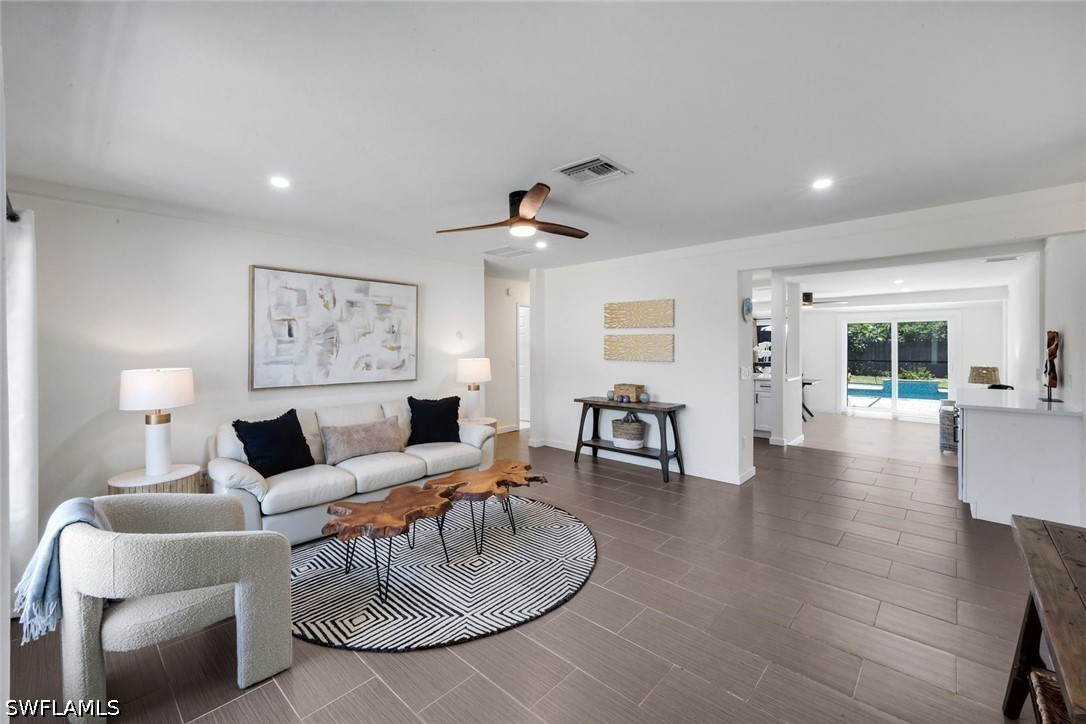 3 Bed Pool Home for Sale in Bonita Shores, photo 3