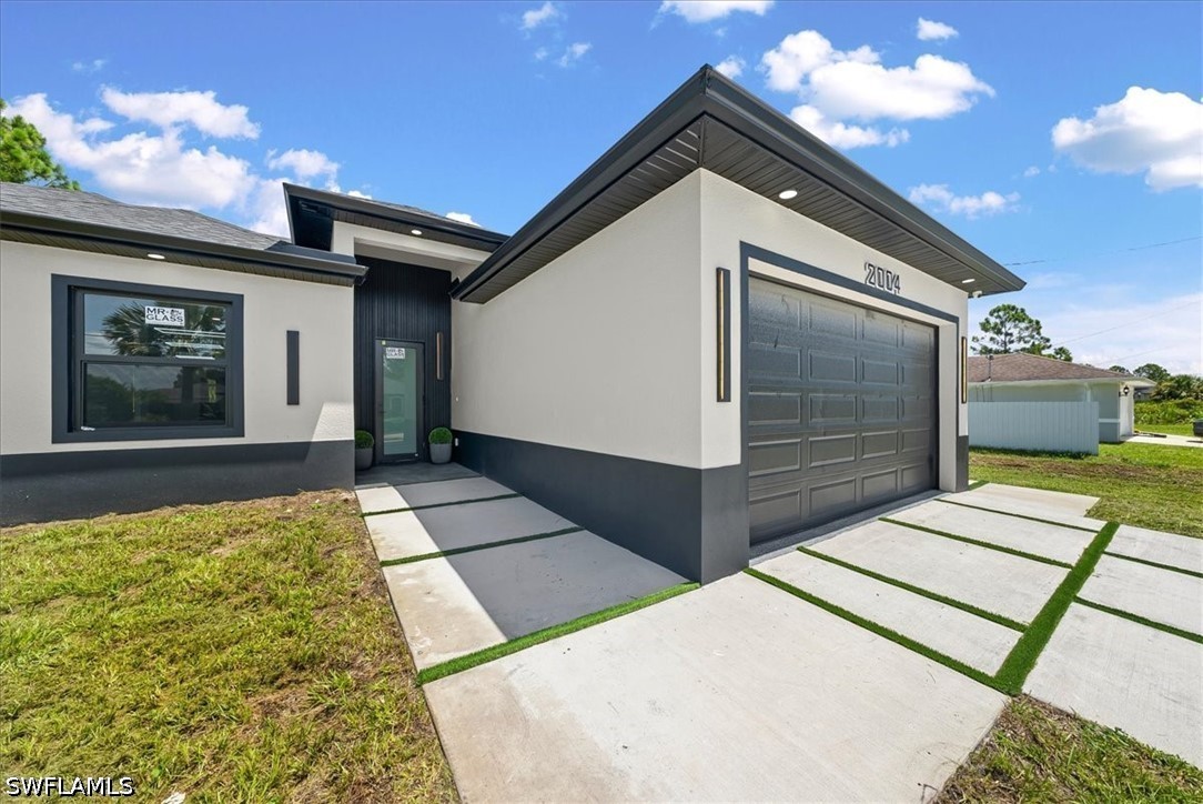 3 Bed SingleFamilyResidence for Sale in Lehigh Acres, photo 3