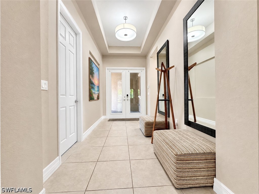4 Bed SingleFamilyResidence for Sale in Naples, photo 3