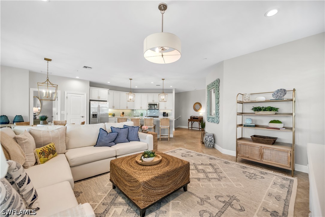 3 Bed Condominium for Sale in Naples, photo 3