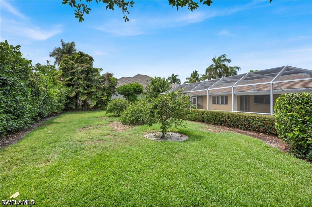 3 Bed Pool Home for Sale in Moorings, photo 3