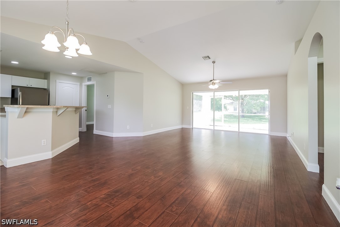 3 Bed SingleFamilyResidence for Sale in Lehigh Acres, photo 3