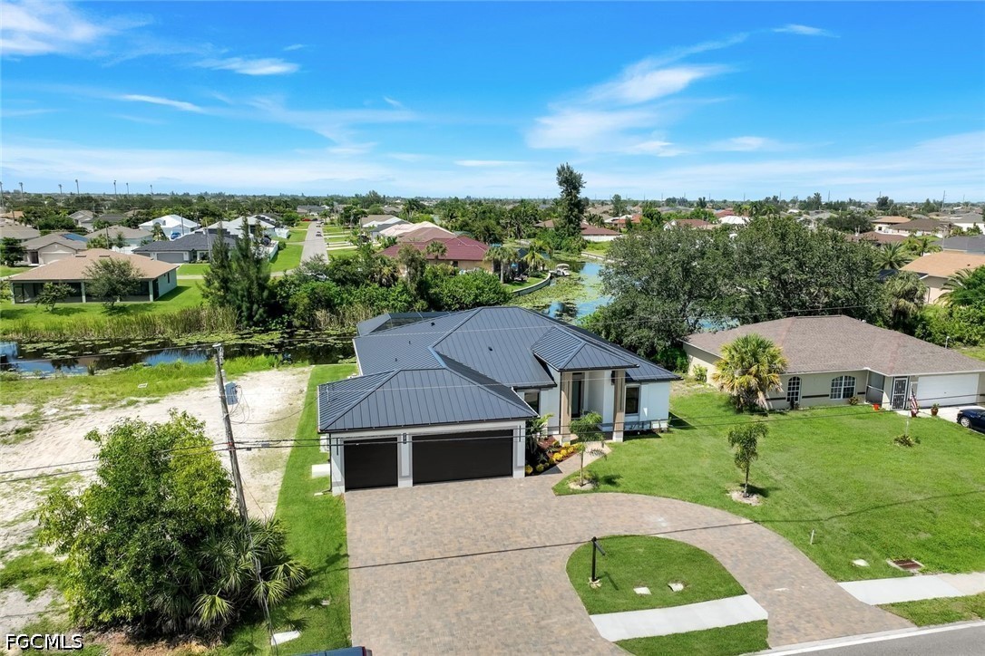 4 Bed Pool Home for Sale in Cape Coral, photo 3
