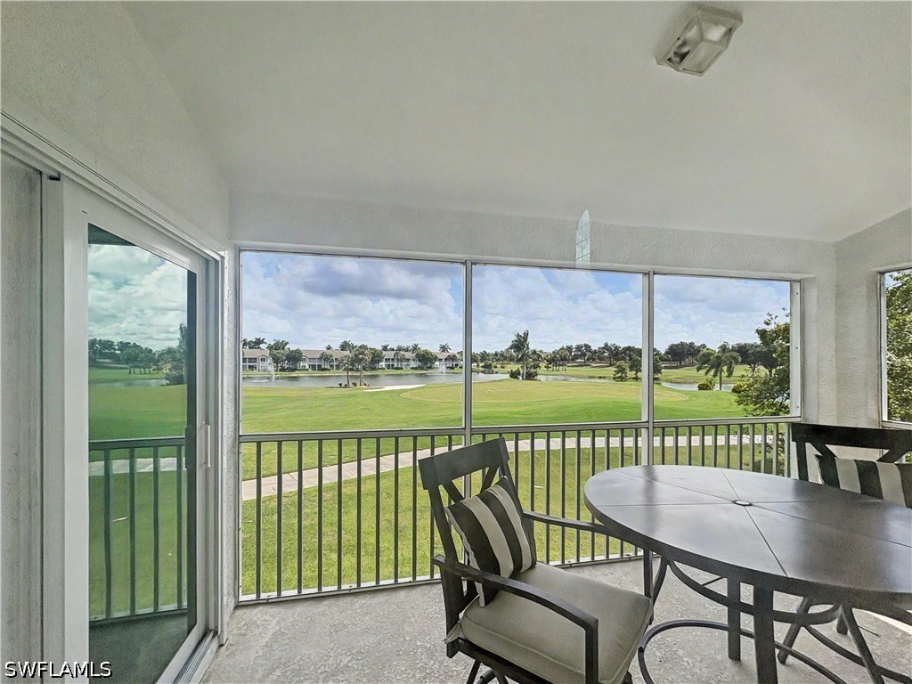 2 Bed Condominium for Sale in Naples, photo 3