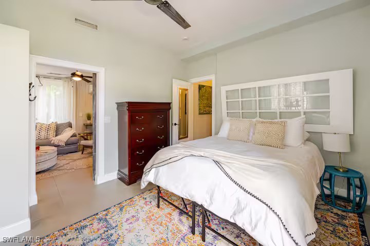 2 Bed SingleFamilyResidence for Sale in Naples, photo 21