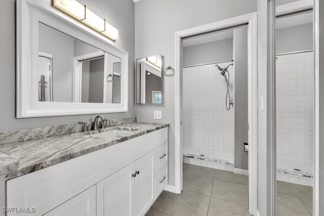 2 Bed Condominium for Sale in Twelve Oaks, photo 21