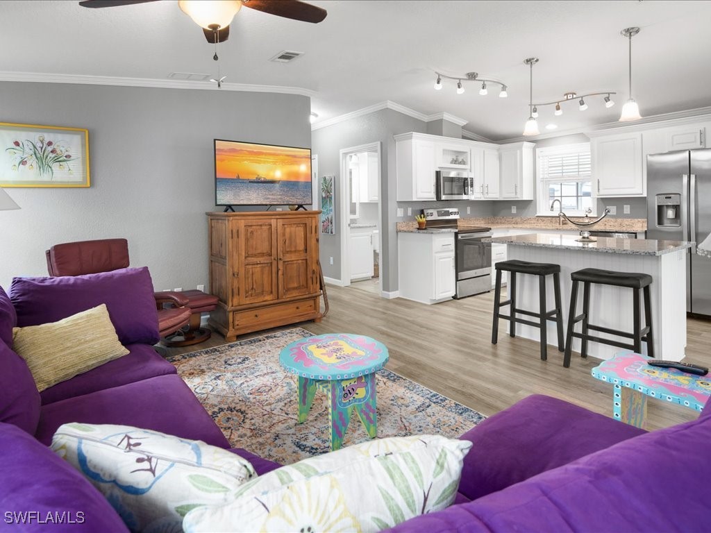 2 Bed SingleFamilyResidence for Sale in Goodland Heights, photo 21