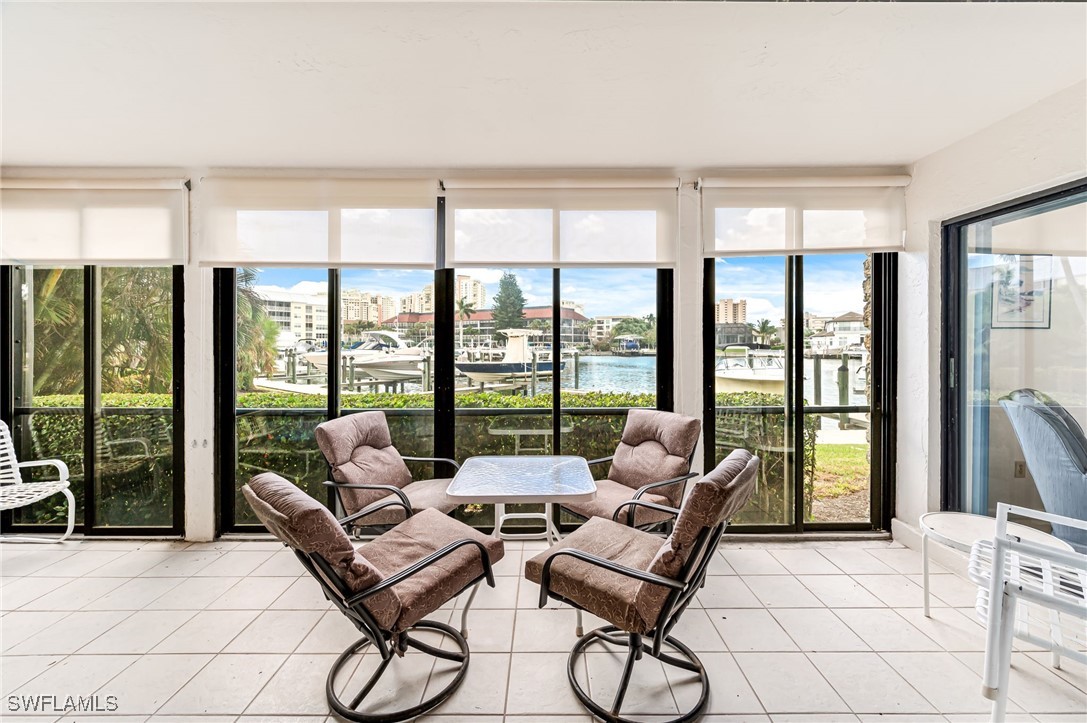 2 Bed Waterfront Home for Sale in Palm Isle, photo 21