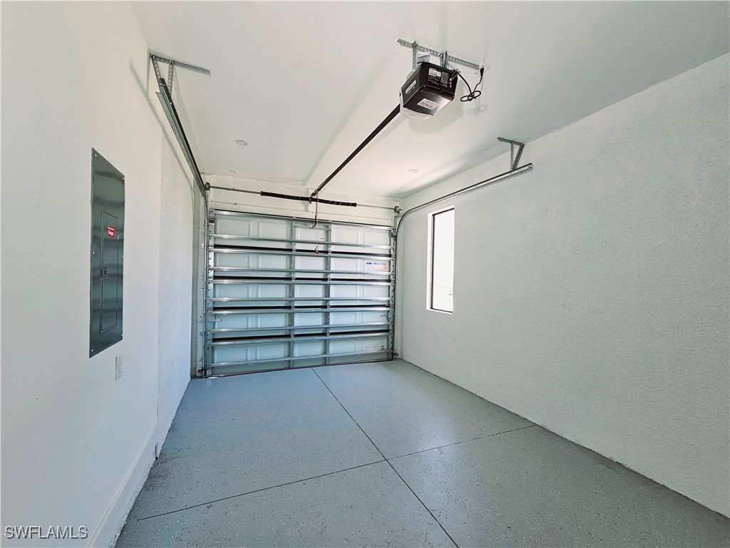 6 Bed Duplex for Sale in Lehigh Acres, photo 21