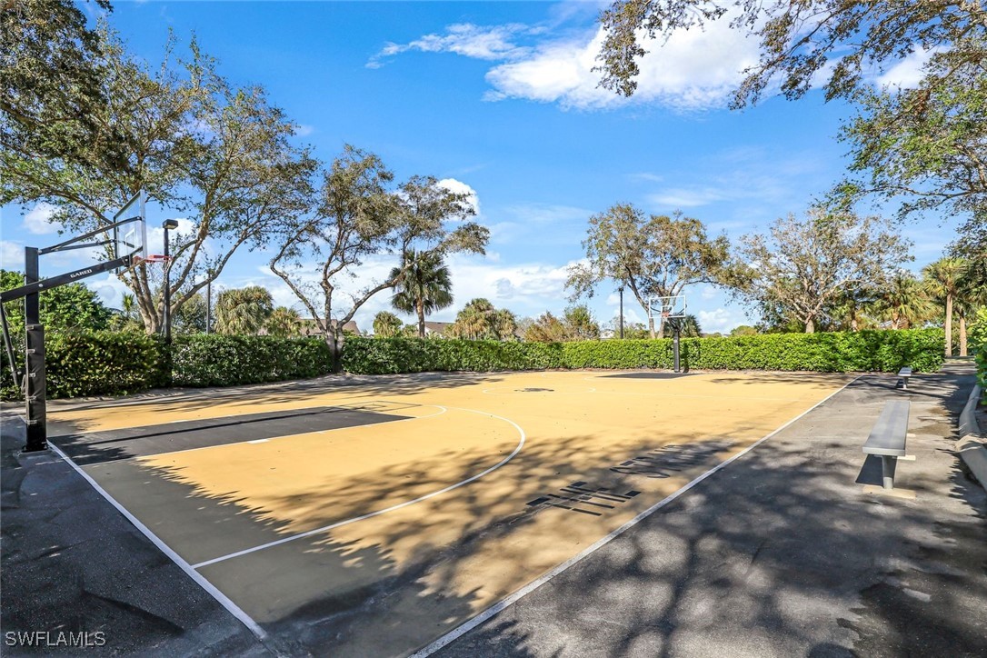 2 Bed Condominium for Sale in Naples, photo 21