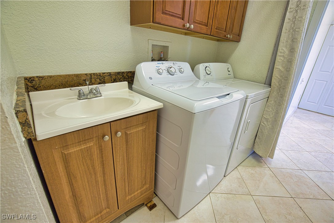 3 Bed SingleFamilyResidence for Sale in Deep Creek, FL — photo 21