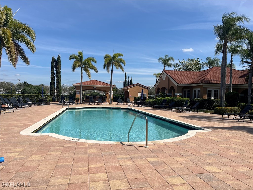 1 Bed Condominium for Sale in Napoli, FL — photo 21