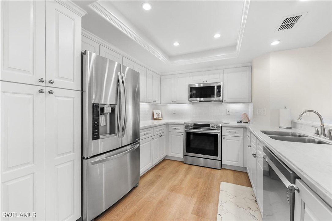 2 Bed Condominium for Sale in Bonita Springs, photo 21