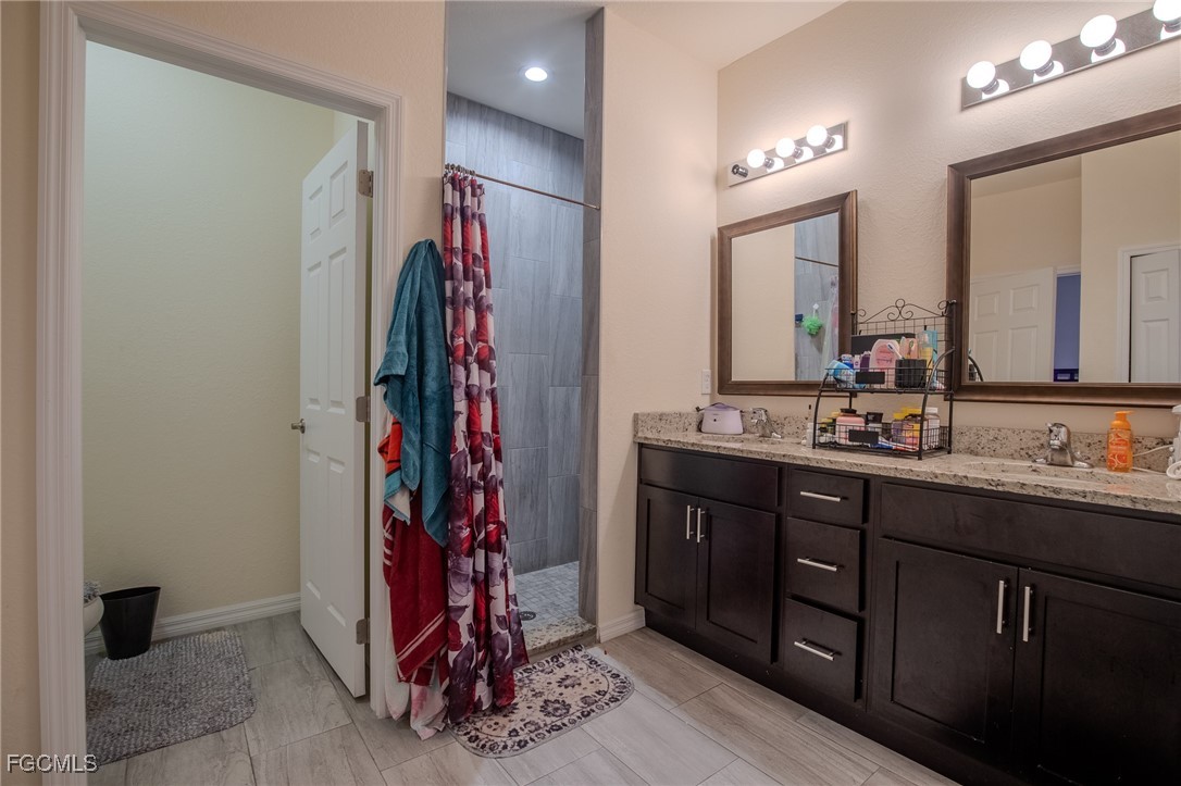 3 Bed SingleFamilyResidence for Sale in Port Labelle, FL — photo 21