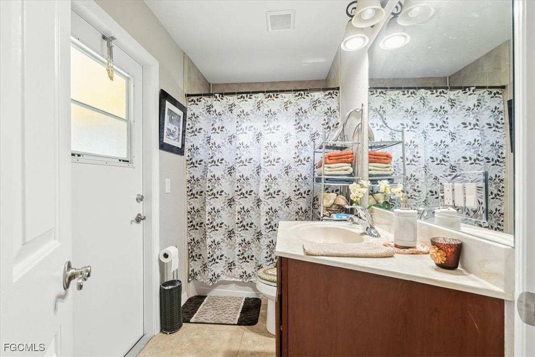 3 Bed SingleFamilyResidence for Sale in North Port, photo 21