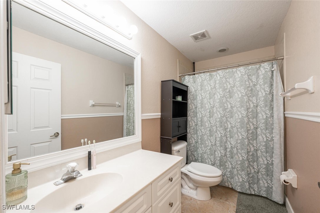 3 Bed SingleFamilyResidence for Sale in Naples, photo 21