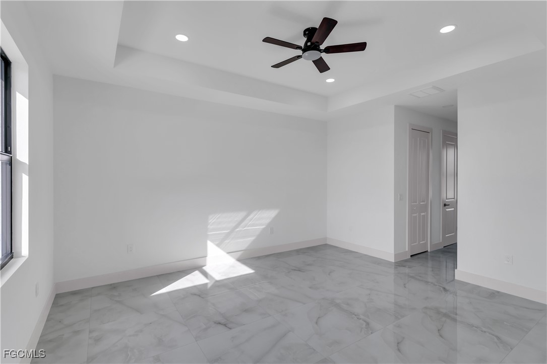 3 Bed SingleFamilyResidence for Sale in Lehigh Acres, photo 21