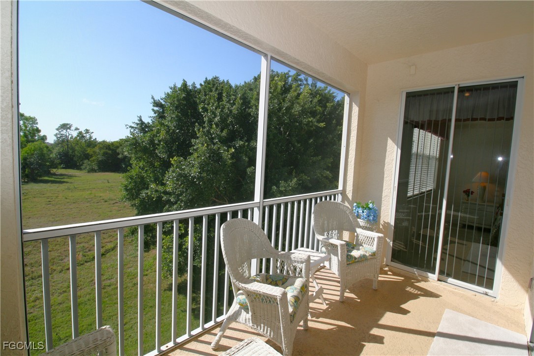 2 Bed Condominium for Sale in Fairway Villas, FL, $190,000 — photo 21