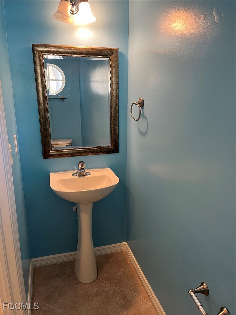 4 Bed Townhouse for Sale in Colonnade At Forum, FL, $285,000 — photo 21