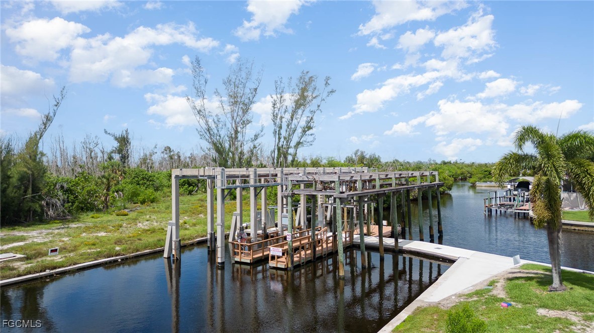 3 Bed Waterfront Home for Sale in Bayside Estates, FL — photo 21