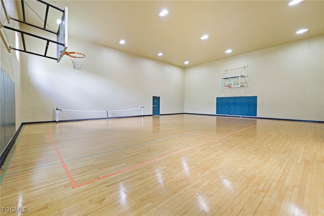 2 Bed Condominium for Sale in Terrace, photo 21