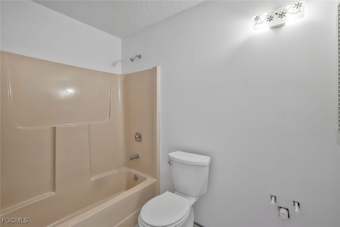 2 Bed Waterfront Home for Sale in Bokeelia, photo 21
