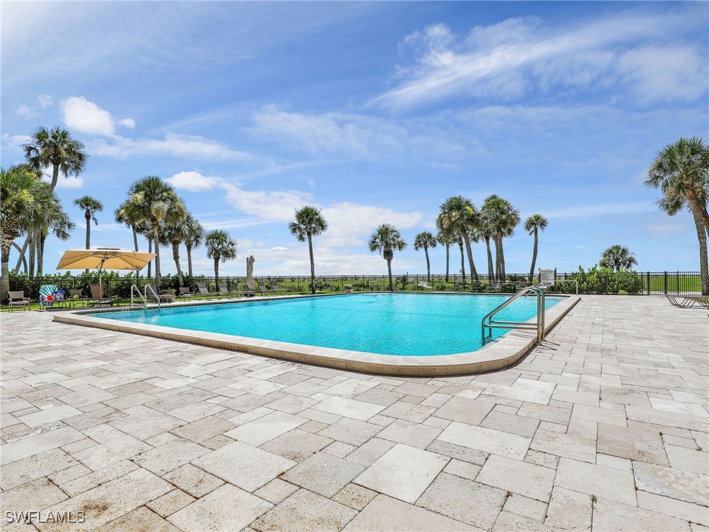 2 Bed Waterfront Home for Sale in Naples, photo 21