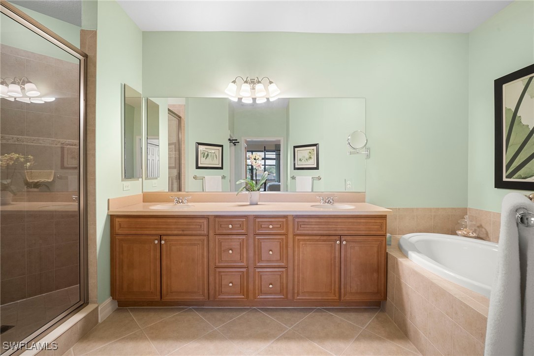 3 Bed Waterfront Home for Sale in Naples, FL, $729,900 — photo 21
