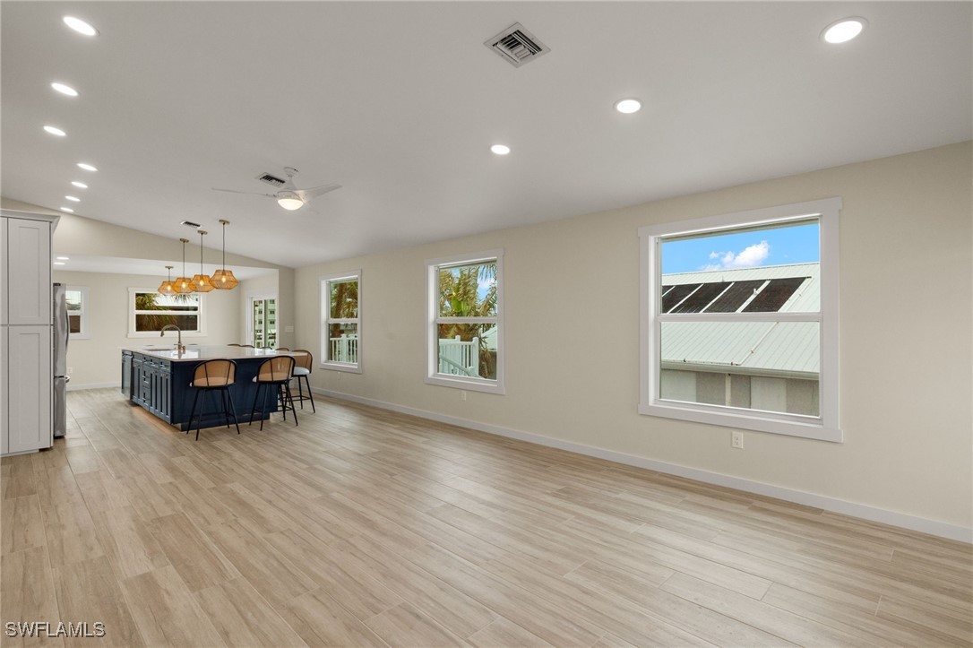 3 Bed Pool Home for Sale in Laguna Shores, photo 21