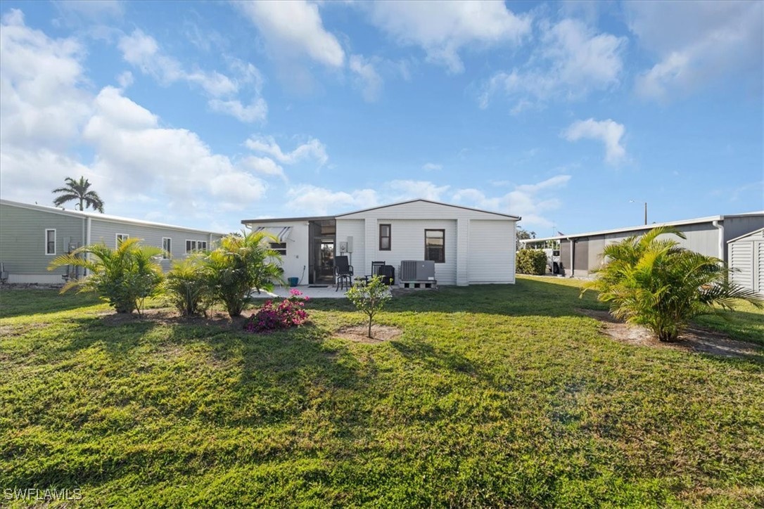2 Bed ManufacturedHome for Sale in Riverwood, FL, $189,000 — photo 21