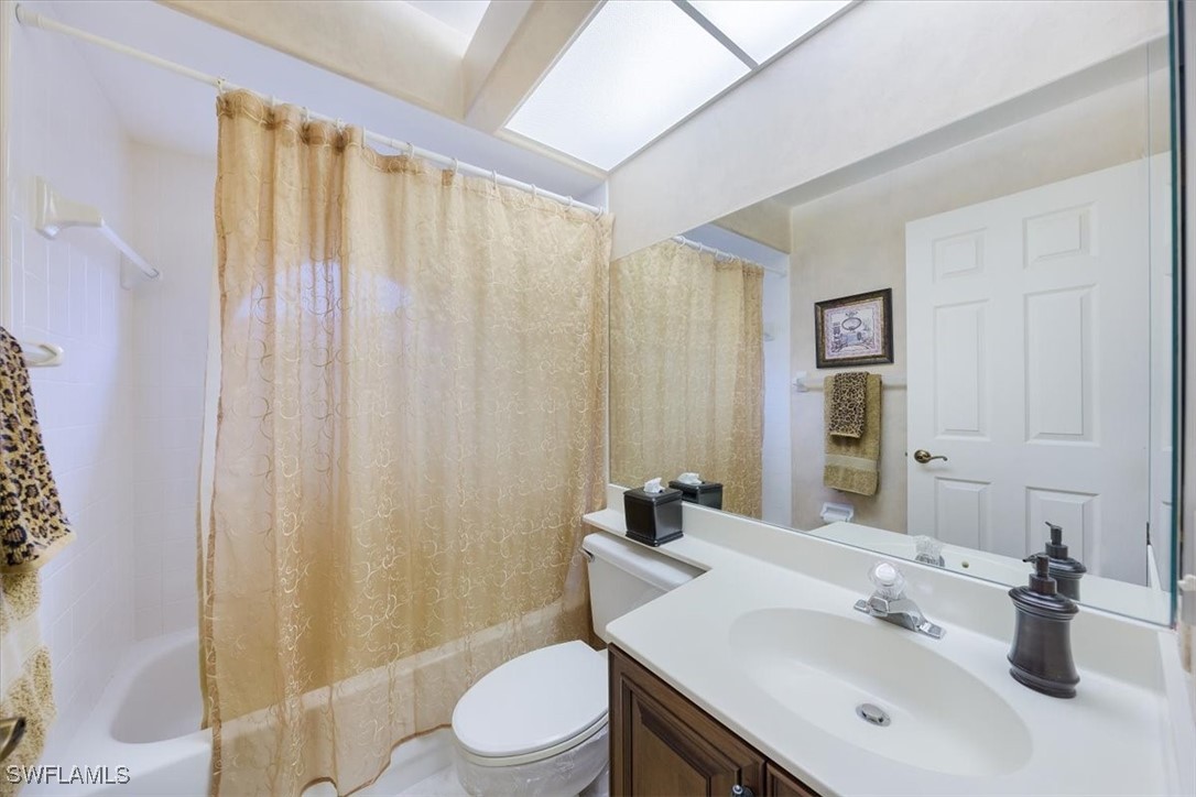3 Bed Waterfront Home for Sale in Amberley Court, photo 21
