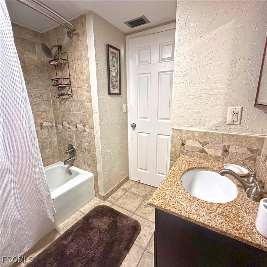2 Bed Waterfront Home for Sale in Mark I, photo 21
