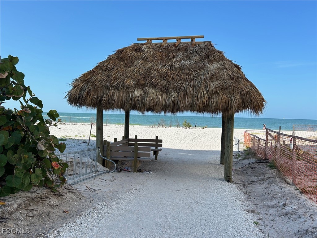 2 Bed Waterfront Home for Sale in The Palms Of Bay Beach, FL — photo 21