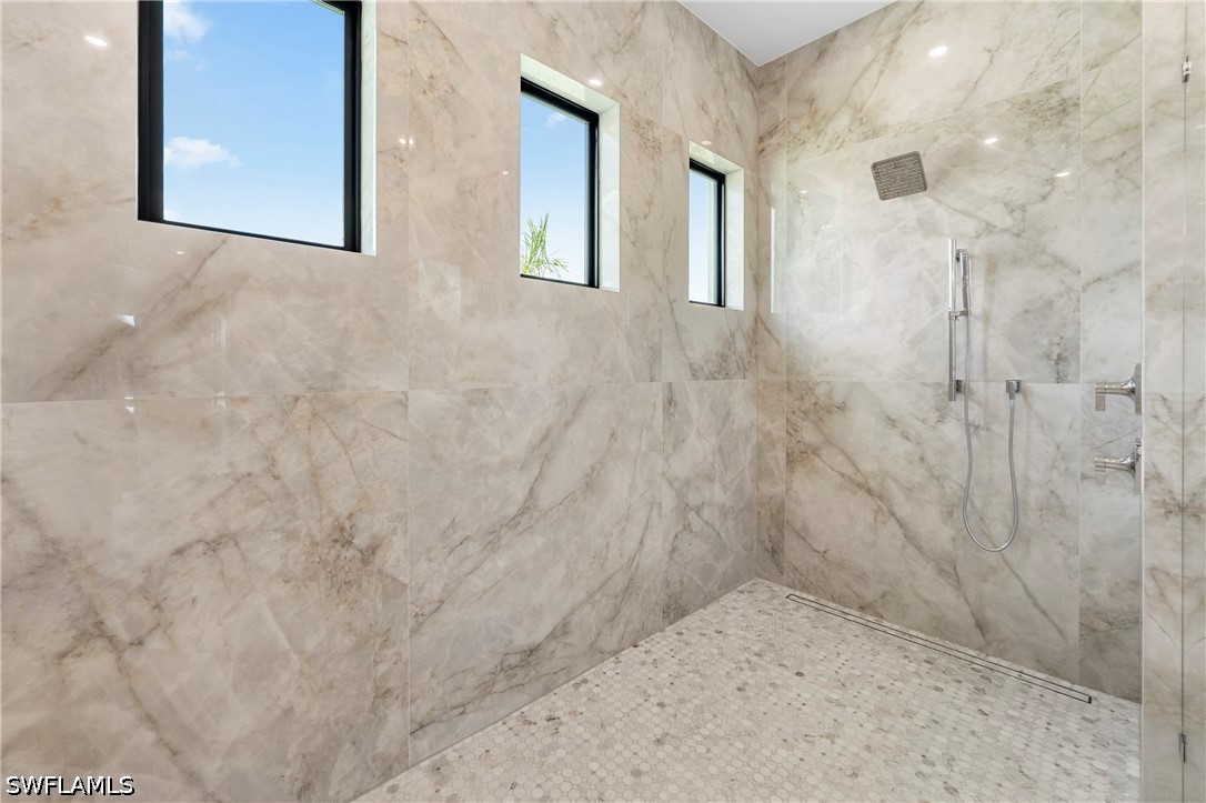 5 Bed Pool Home for Sale in Marco Island, photo 21