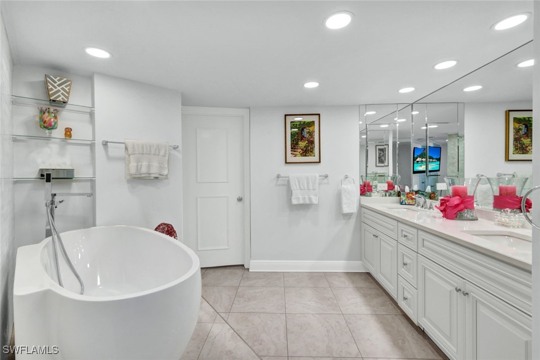 3 Bed Waterfront Home for Sale in Savoy, photo 21