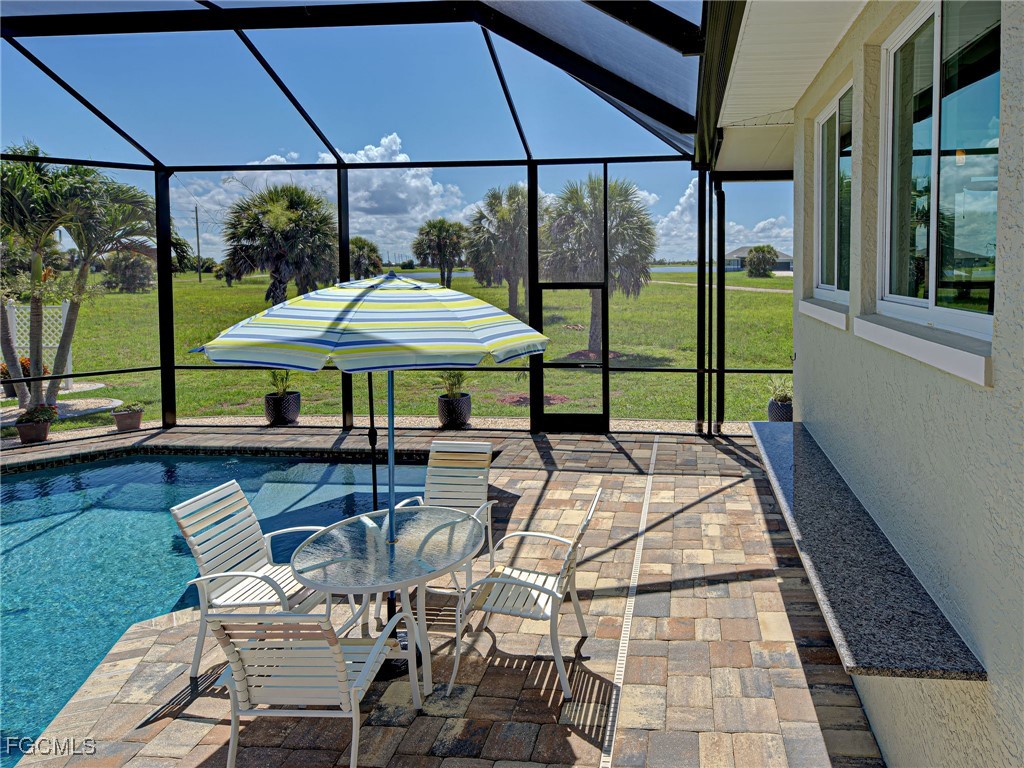 2 Bed Pool Home for Sale in Rotonda Villas, photo 21