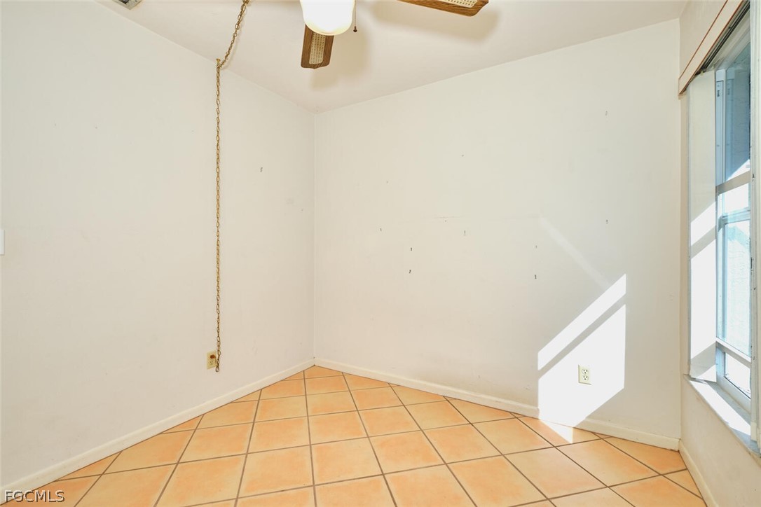 3 Bed SingleFamilyResidence for Sale in Naples, photo 21