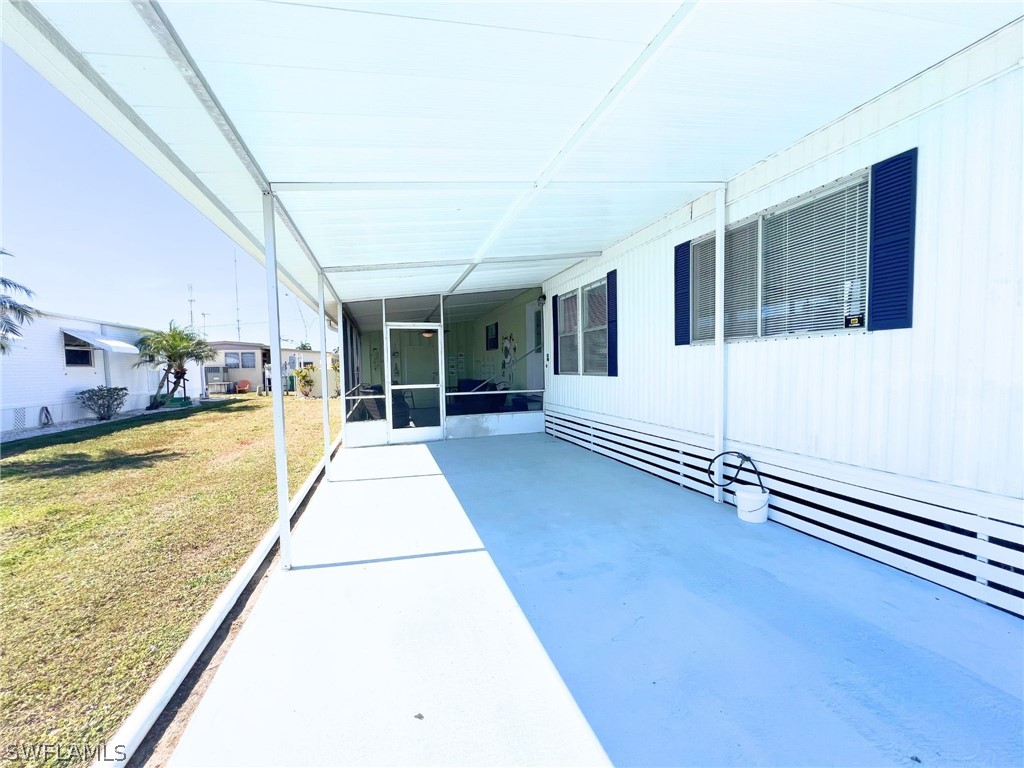 2 Bed ManufacturedHome for Sale in Naples, FL, $105,000 — photo 21