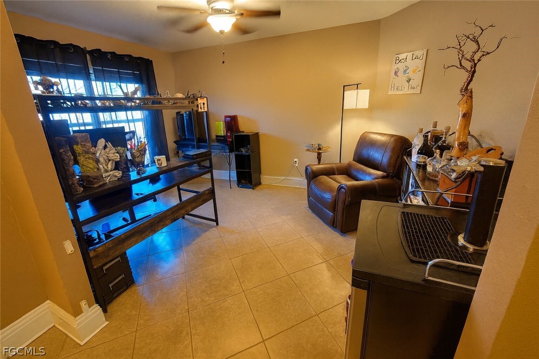 4 Bed SingleFamilyResidence for Sale in Lehigh Acres, photo 21