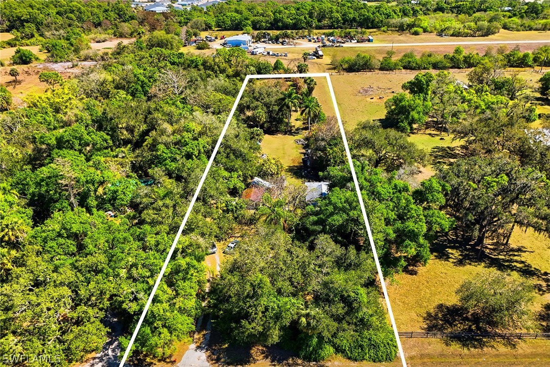 2 Bed SingleFamilyResidence for Sale in Buckingham, FL — photo 21