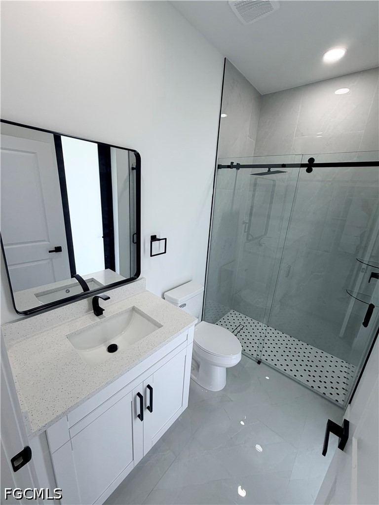 3 Bed SingleFamilyResidence for Sale in Cape Coral, photo 21