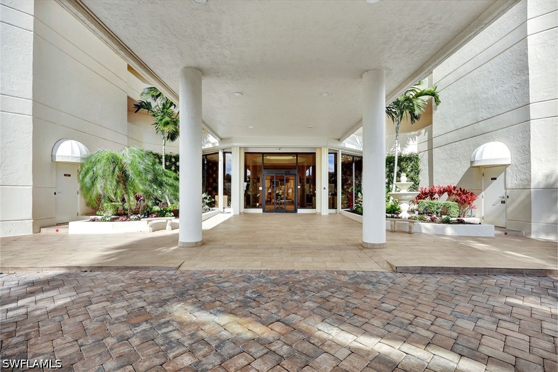 2 Bed Waterfront Home for Sale in Marco Island, photo 21
