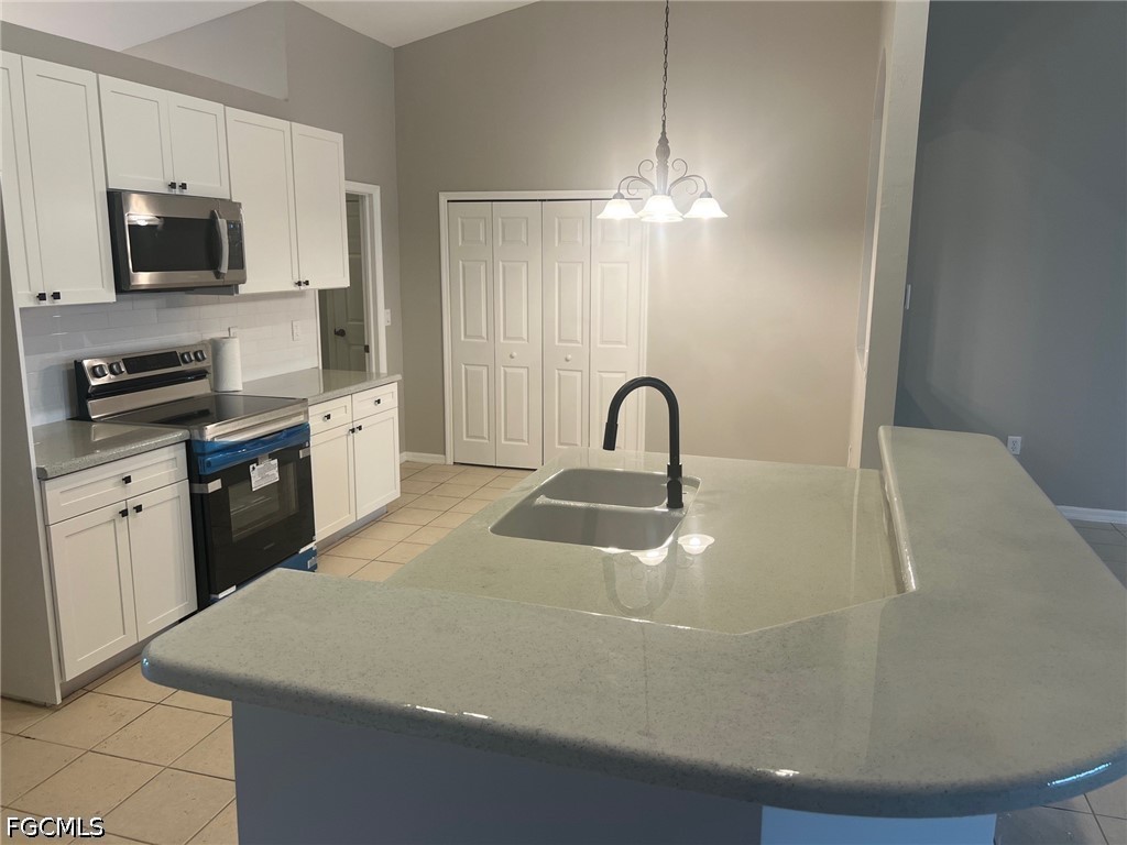 4 Bed SingleFamilyResidence for Sale in Lehigh Acres, FL — photo 21