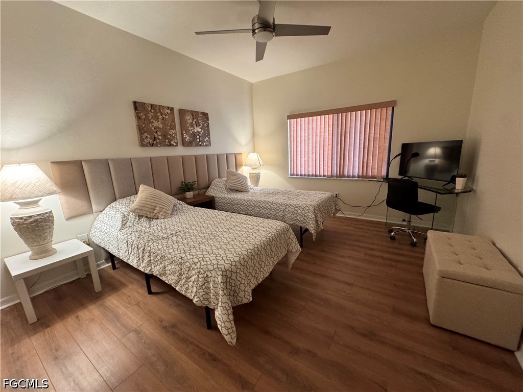 2 Bed Waterfront Home for Sale in Fort Myers, photo 21