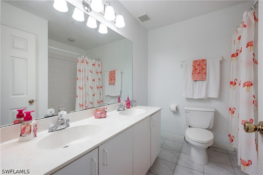 3 Bed Waterfront Home for Sale in Dover Parc, photo 21