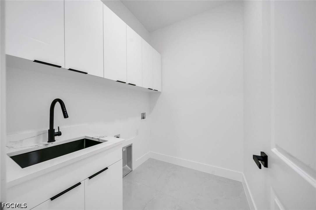 3 Bed SingleFamilyResidence for Sale in Lehigh Acres, photo 21