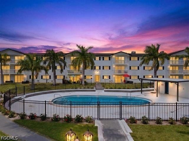 2 Bed Condominium for Sale in Windsor West, photo 21